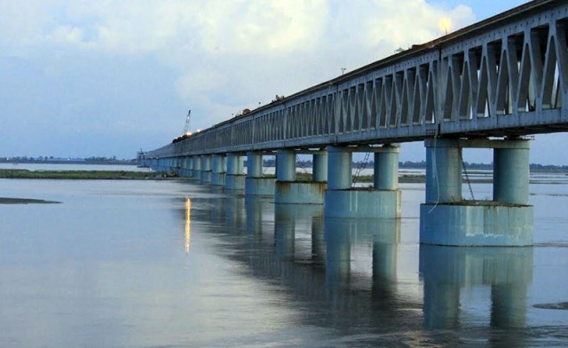PM inaugurates Bogibeel bridge in Assam